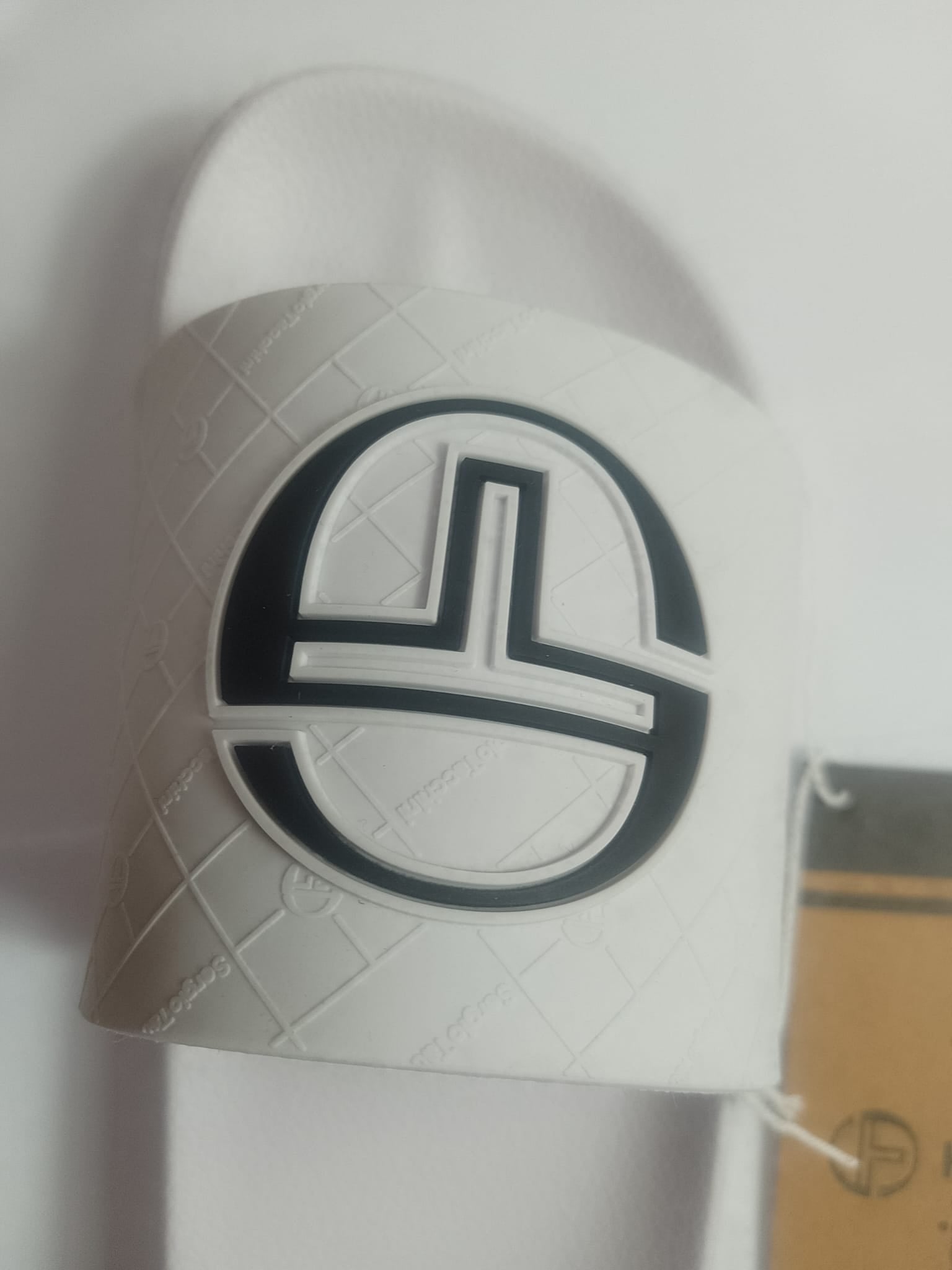 Sergio Tacchini Sandali da uomo diamante bianco  o blu o nero Slippers