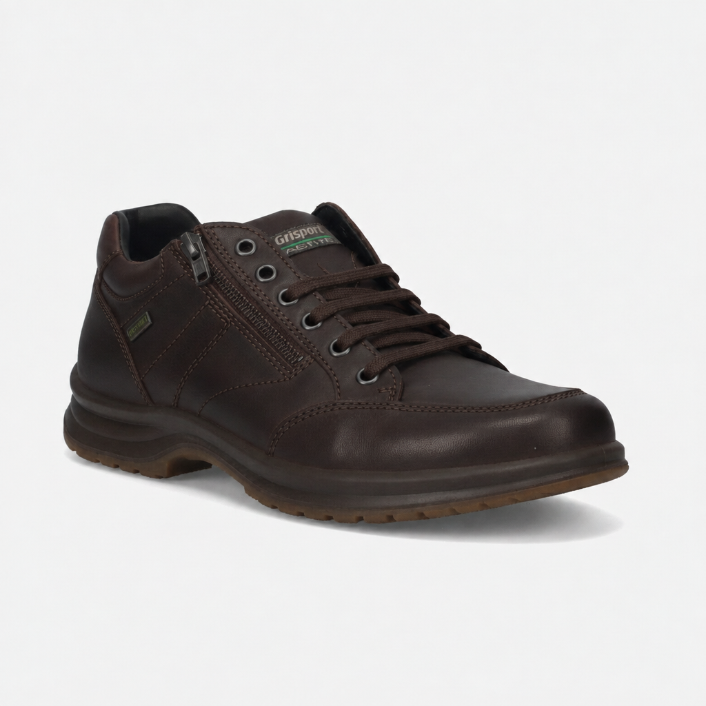 Scarpa con lacci e cuciture testa di moro